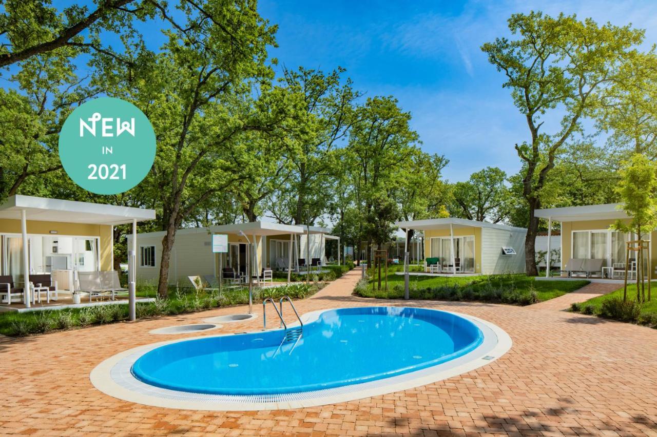 Camping Ulika Mobile Homes - Naturist Cervar-Porat Bagian luar foto